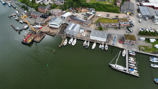 Yachtzentrum Schlei Tonne 31