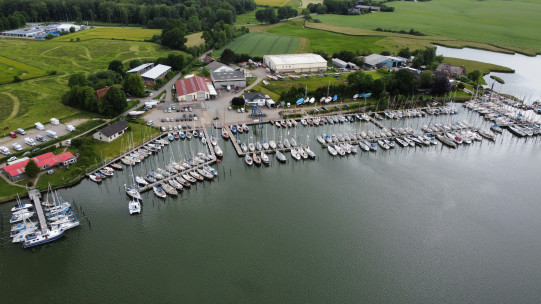 Henningsen & Steckmest