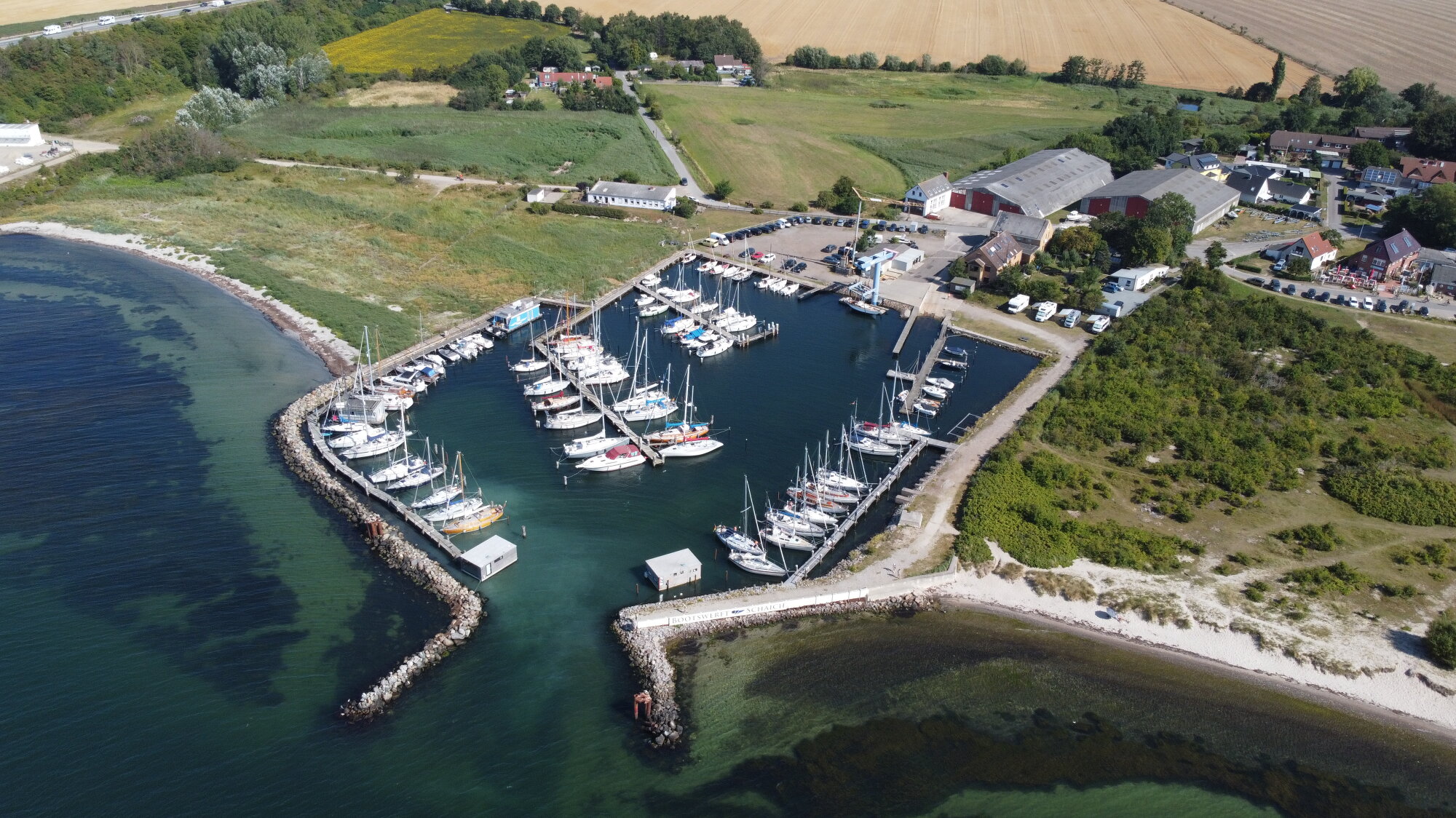 Marina Fehmarnsund - Bootswerft Schaich